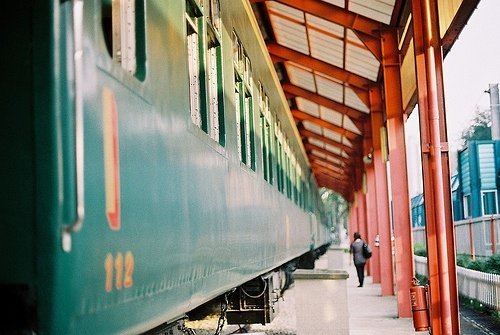 爱的人要彼此珍惜，并甘愿等待_WWW.TQQA.COM