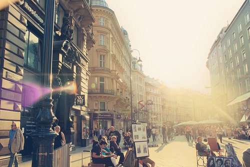 那个教会你爱的人在哪里呢_WWW.TQQA.COM