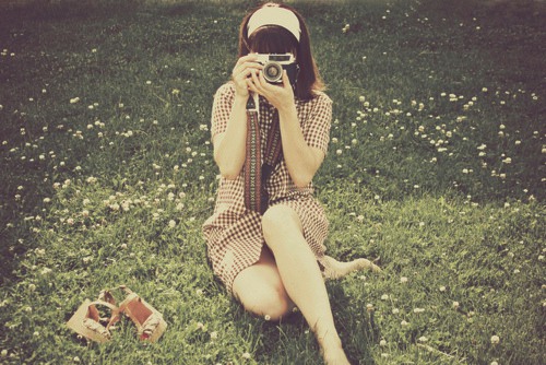 越痛，越不动声色。越苦，越保持沉默  治愈系女_WWW.TQQA.COM