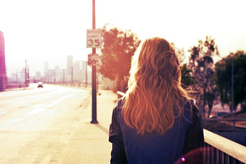 孤独，是给你思考自己的时间_WWW.TQQA.COM