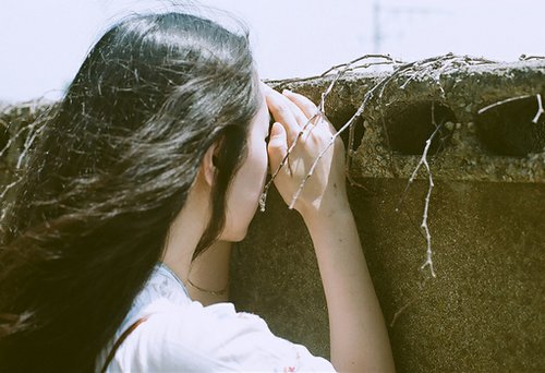 那些人，已在时光的河流中乘舟而去_WWW.TQQA.COM