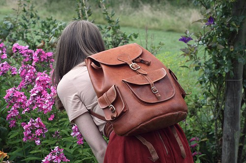 有些事只要你肯反过来看，你会有另外一番光景_WWW.TQQA.COM