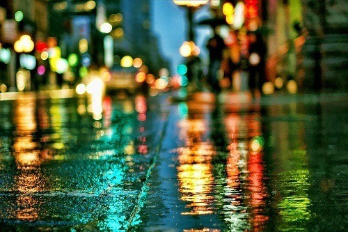 喜欢下雨的天气，喜欢下雨帮我撑伞的你_WWW.TQQA.COM