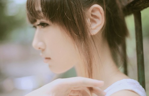 给一点安全好吗  小清新女生伤感美图_WWW.TQQA.COM