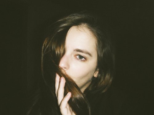 我会好好地把心事寄存在心房_WWW.TQQA.COM