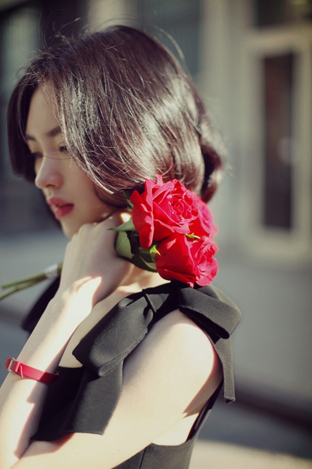 唯美清新的真人女生美图图片_WWW.TQQA.COM