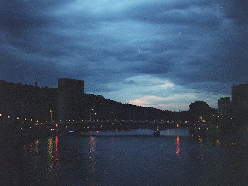 无法安睡的夜晚，天亮了说晚安 唯美夜景图片_WWW.TQQA.COM