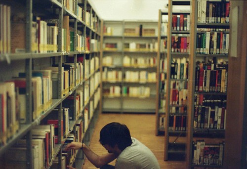 读书，享受世界宁静的那一刻_WWW.TQQA.COM