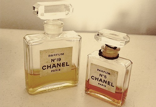 香水有毒 唯美香水美图_WWW.TQQA.COM