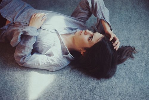 我只是独自一人而已_WWW.TQQA.COM