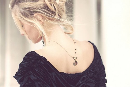 但有些人，任你耗费一生的时光，也无从追寻_WWW.TQQA.COM