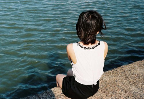 在时光里留下缠绵的温柔_WWW.TQQA.COM