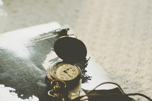 快迈步，前面相迎的是幸福的曙光_WWW.TQQA.COM