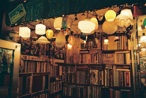 关于书店与图书书本的唯美小清新图片_WWW.TQQA.COM