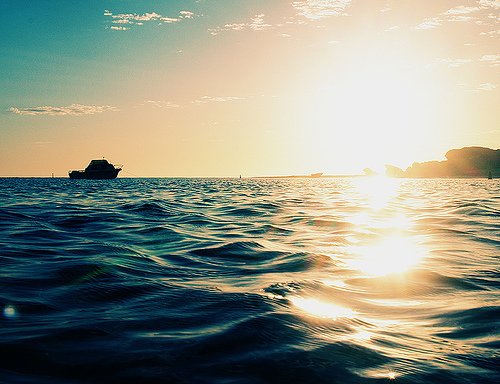 都只是一个写好了的结局而已_WWW.TQQA.COM