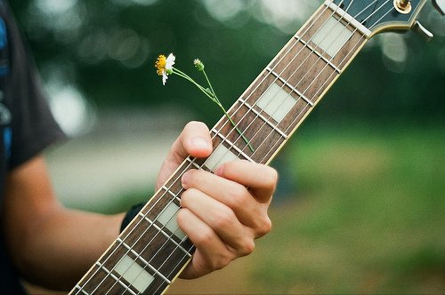 好看的日系小清新图片搭配唯美伤感的文字_WWW.TQQA.COM