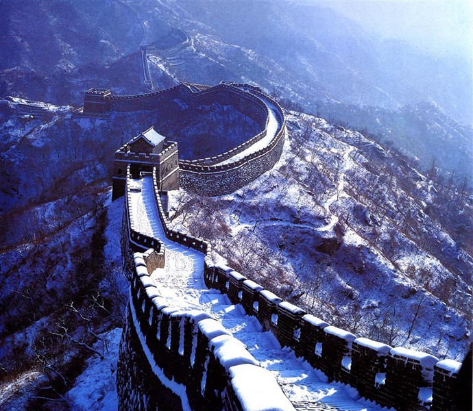 华夏之美的万里长城意境风景图片_WWW.TQQA.COM