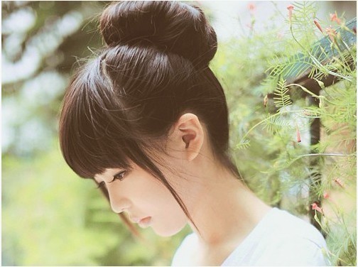 那些看起来很迷人很唯美的小清新女生侧脸美图_WWW.TQQA.COM