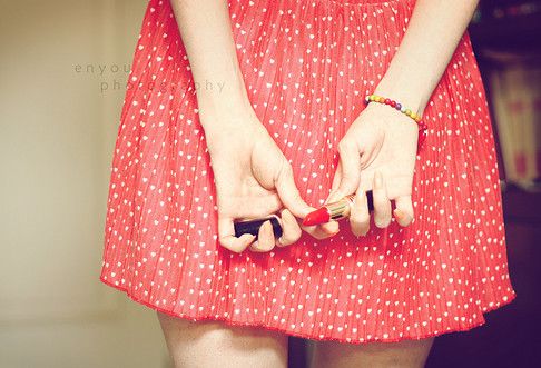 裙子是向下开的花朵_WWW.TQQA.COM