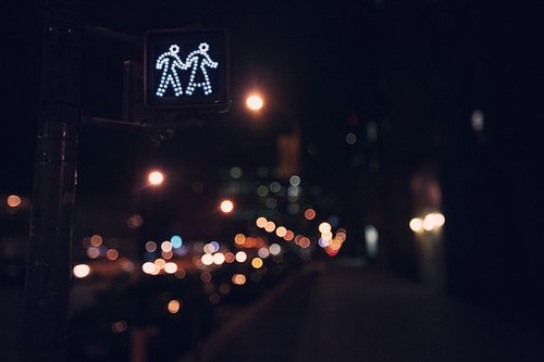 暮然回首，在灯火阑珊处的那个人 夜晚城市美图_WWW.TQQA.COM