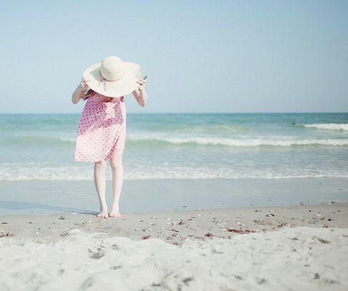 裙子是向下开的花朵_WWW.TQQA.COM