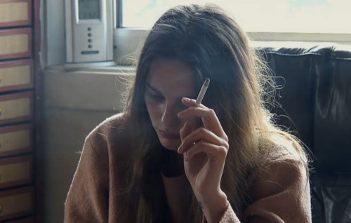 只想放纵自己一回_WWW.TQQA.COM