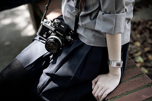 越痛，越不动声色。越苦，越保持沉默  治愈系女_WWW.TQQA.COM