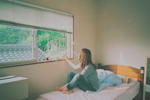 生活是人间在繁华的演出_WWW.TQQA.COM