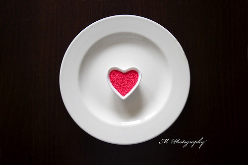 没有勇气说真话的我们  粉色调小清新图片_WWW.TQQA.COM