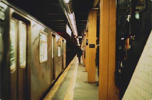 记得停下来,给心灵寻一份安暖_WWW.TQQA.COM