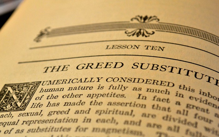 一本翻开的书唯美意境图片_WWW.TQQA.COM