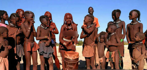 辛巴族,非洲最后仅存的原始民族_WWW.TQQA.COM