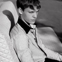 梦里的天堂i:欧美唯美意境男生头像_WWW.TQQA.COM