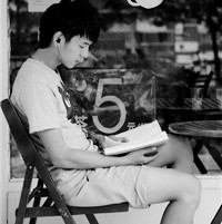 qq超拽黑白头像_WWW.TQQA.COM