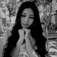 性感美女黑白头像_WWW.TQQA.COM