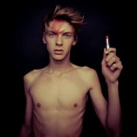 欧美风男头:超拽欧美男生头像_WWW.TQQA.COM
