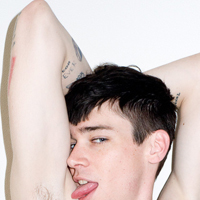 男生欧美头像:不带字_WWW.TQQA.COM