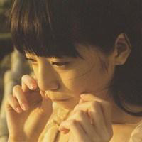 故事里的角色我不适合:唯美头像吧不带字女生_WWW.TQQA.COM