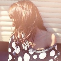专属女生的意境头像唯美女生一个人_WWW.TQQA.COM