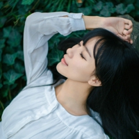 温柔似水唯美小清新女生图片头像:最近还好么_WWW.TQQA.COM