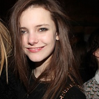 好像迷失了方向:意境欧美女头:否认不了爱的束缚_WWW.TQQA.COM