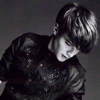 欧美头像男生伤感:@黑白贴吧精选_WWW.TQQA.COM