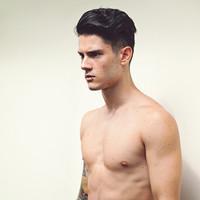 高清欧美男头像,明明爱你爱的想靠近_WWW.TQQA.COM