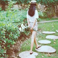 爱情渐渐褪去了颜色:唯美头像吧女头:不愿再见面_WWW.TQQA.COM