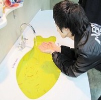 真人情侣头像一左一右_WWW.TQQA.COM