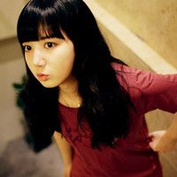 看见天上的微光:意境女生长发不带字qq头像_WWW.TQQA.COM