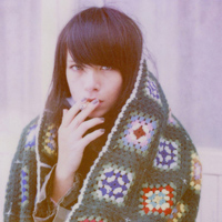 欧美风知性女生qq头像:每天想你i_WWW.TQQA.COM