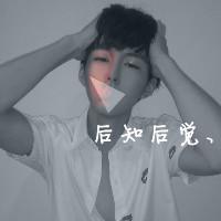 灰色头像带字伤感男生:梦就算碎了也不会忘_WWW.TQQA.COM