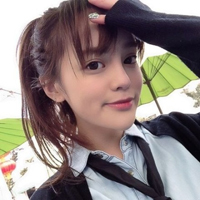 脸部可爱的拍照动作头像:心软是病_WWW.TQQA.COM