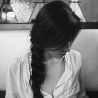 空虚寂寞但不冷:伤感灰色头像吧女生头像不带字_WWW.TQQA.COM